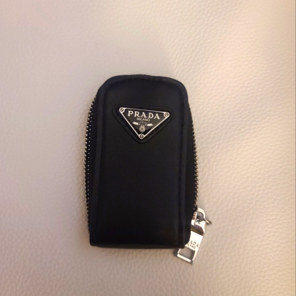 (Prada Milano)accessory (100% Authentic)